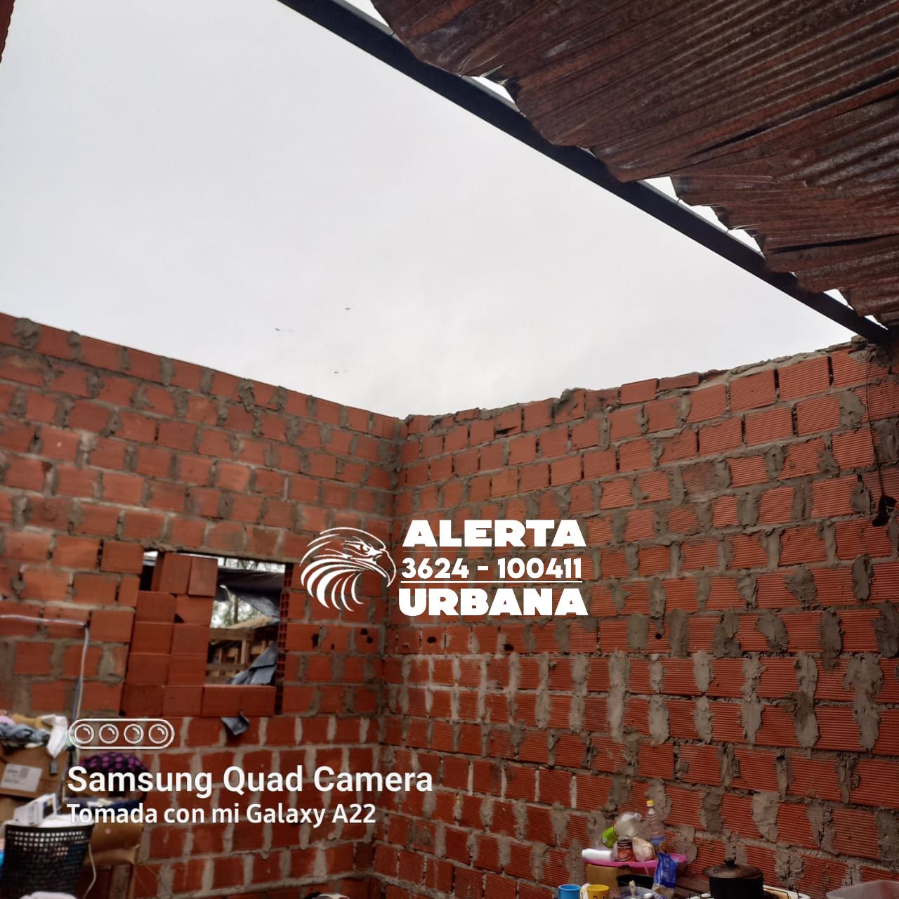 Perdió el techo de su casa con la tormenta y solicita ayuda