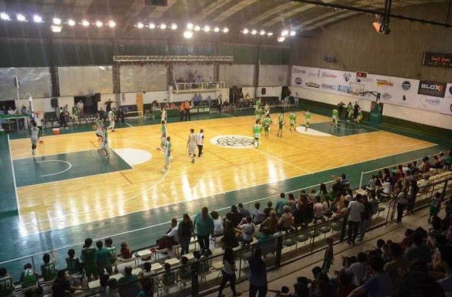 Hindú presentó la “Copa Amistad” de básquet