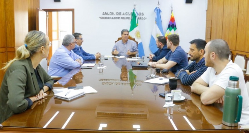 Reunión entre gobierno y municipio por cambios en el transporte público de pasajeros