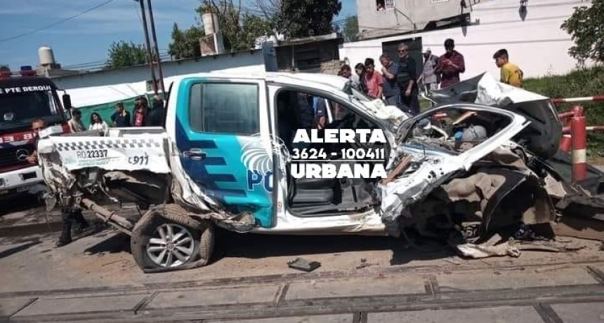 Impactante: un patrullero fue arrollado por un tren