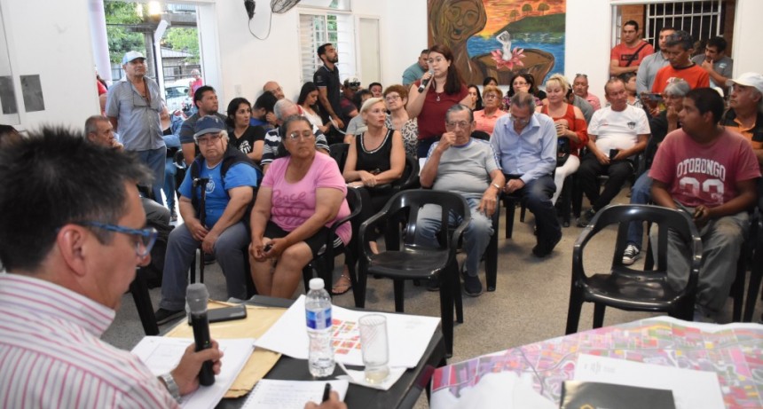 Gustavo Martínez-conversatorios vecinales: “Es esencial que los referentes de cada barrio puedan participar”