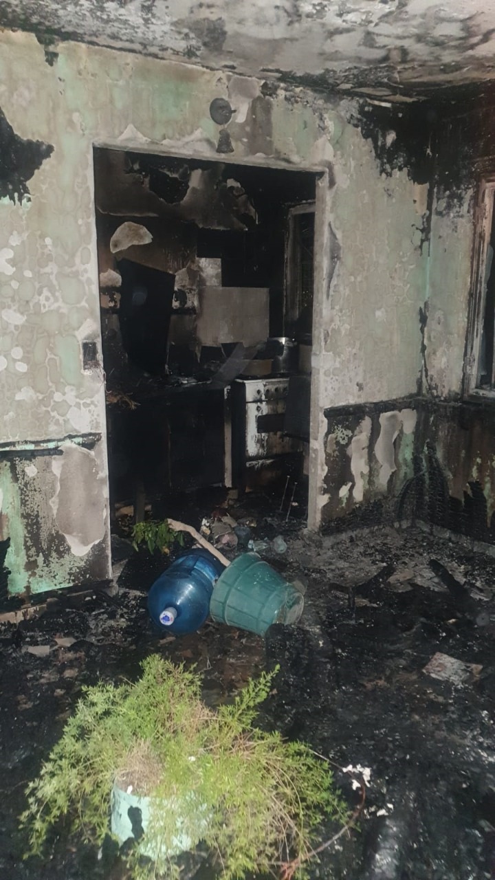 Tres personas lesionadas en el incendio de una vivienda en el barrio UPCP